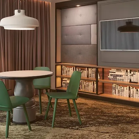 Mercure Centrum Hotell 4*