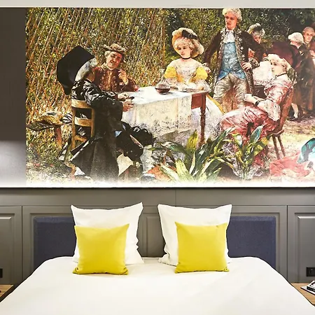 メルキュール セントラム 4*