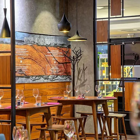 Mercure Centrum Hotel 4*