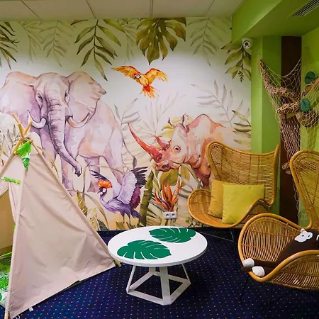 Ξενοδοχείο Mercure Centrum 4*