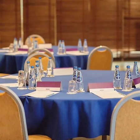 メルキュール セントラム ホテル 4*