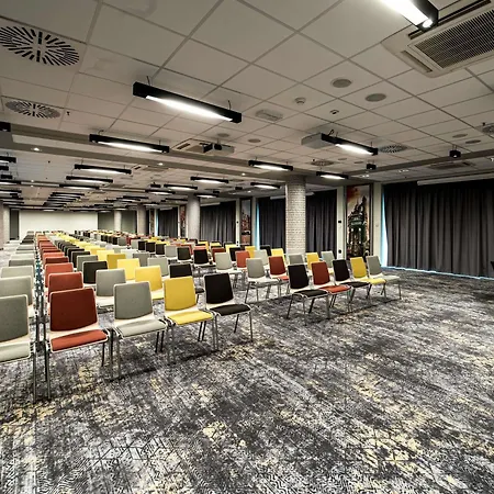 Mercure Centrum Готель