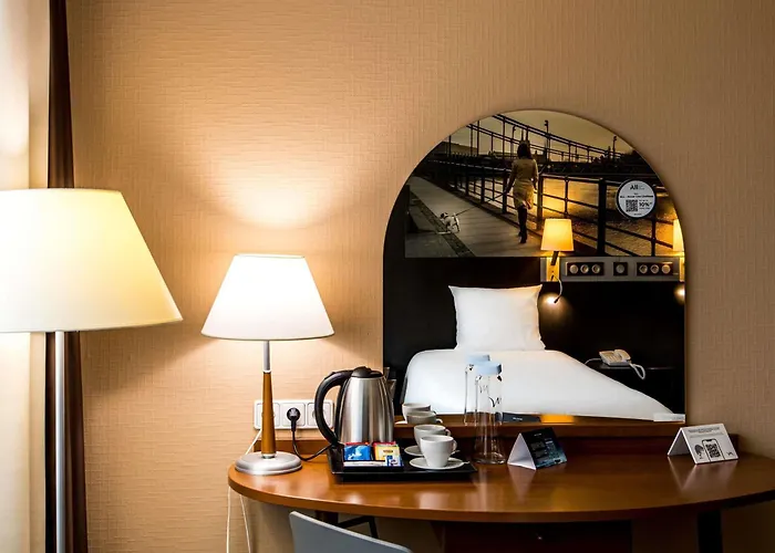 Отель Mercure Centrum 4*