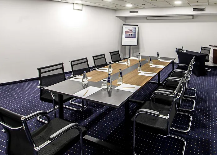 Отель Mercure Centrum 4*